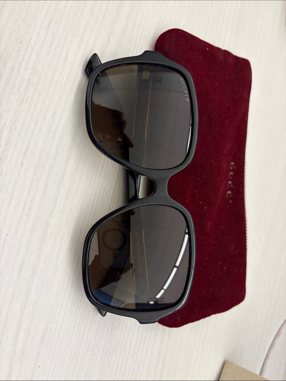 Gucci Black Sunglasses with Gold Logo and Burgundy Pouch